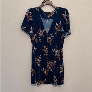 Forever 21+ Size 3x Blue Floral Velvet V-Neck Dress